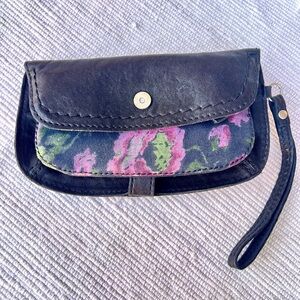 Lucky Brand Black Leather Floral Wristlet Wallet